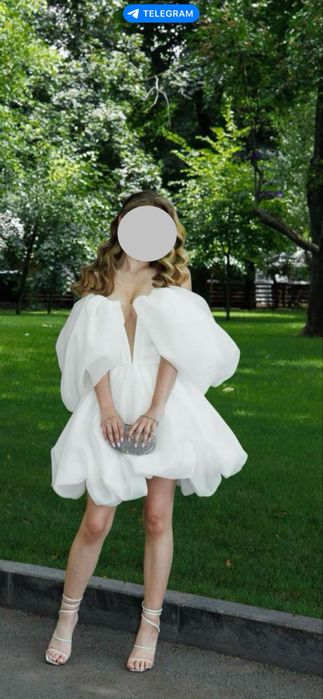 Продам випускну сукню