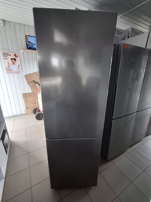 Холодильник Liebherr CNel4313