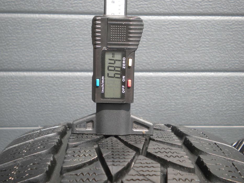 ! 4x Opony zimowe 215/60r17 Dunlop Sp WinterSport 3D !! WYPRZEDAŻ !!