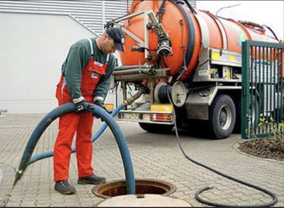 Откачка Услуги выкачка ям туалетов Илосос