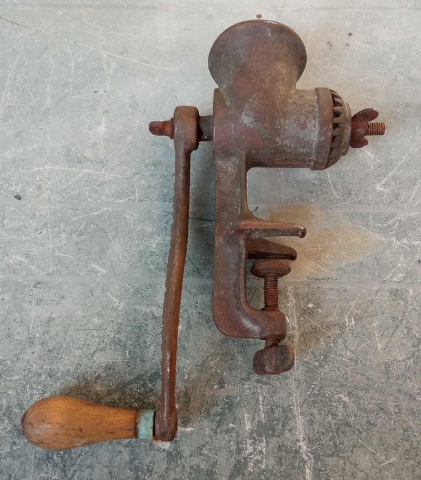 Moedor de carne manual (vintage)