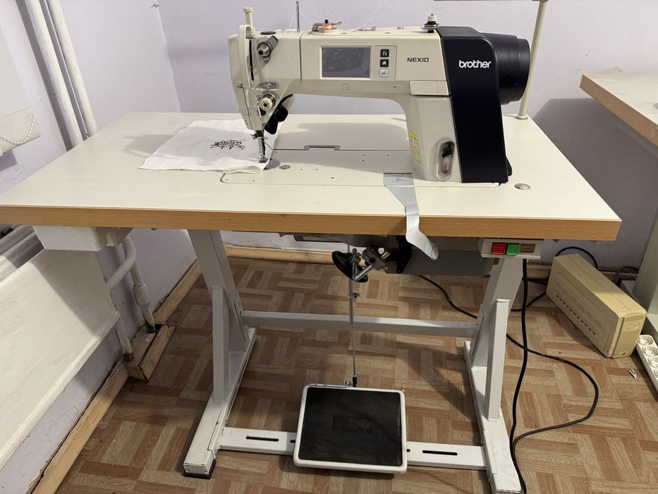 Промислова швейна прямострочка  BROTHER S-7300A-405 NEXIO