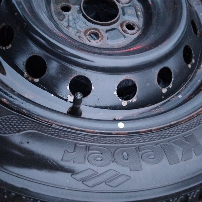 R16 205 55 зимова гума 4шт