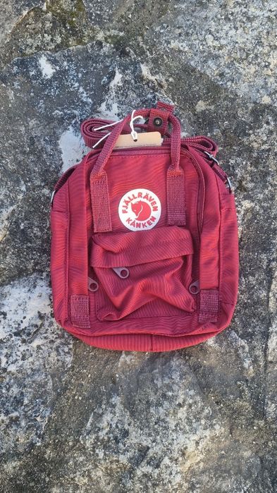 Fjallraven Kanken Sling 2.5L Bordeux