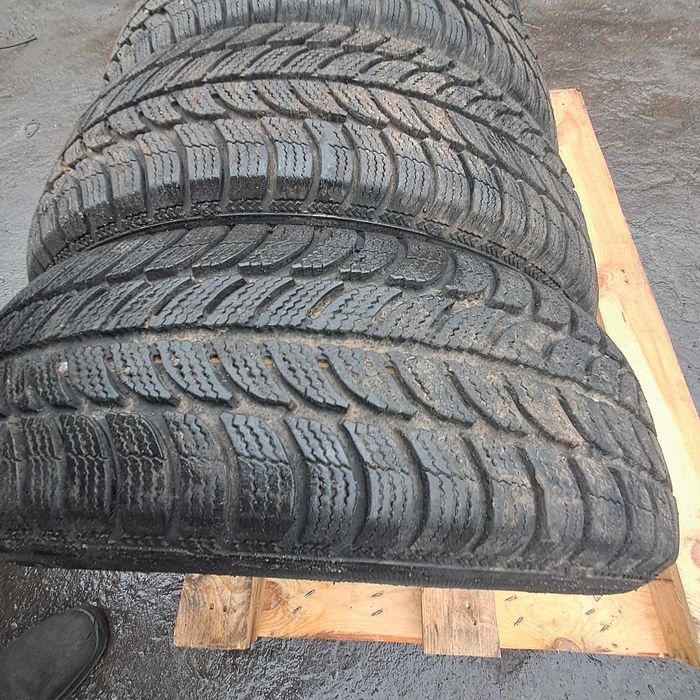 Шини колеса 175 65 R 14 Debica 175\65 R14