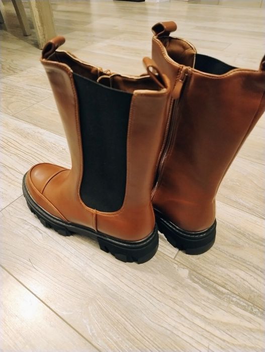 Nowe wysokie botki kozaki sztyblety brązowo-czarne na platformie 41