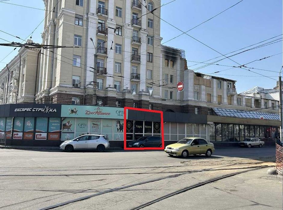 Вокзальная пл. Павильйон с водой и канализацией