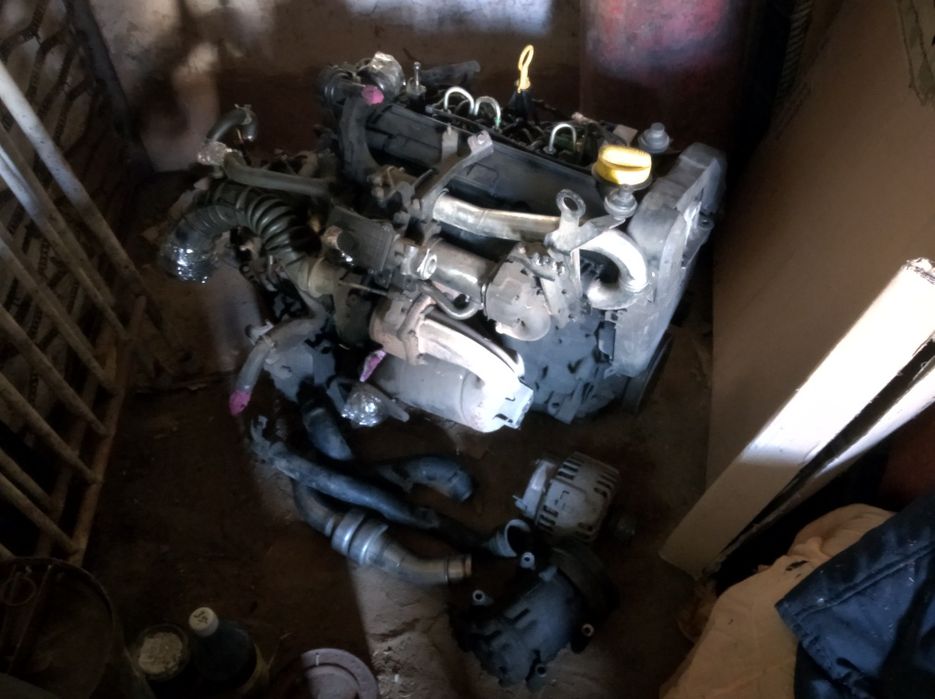 Продам двигатель Ниссан Нотте или Альмера н16,к9 1,5 ДЦИ