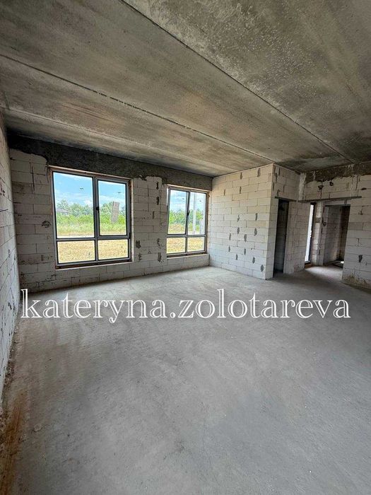 Продам  дом 108м2 в начале Большой Даниловки в коттеджном поселке с участком 10 соток!