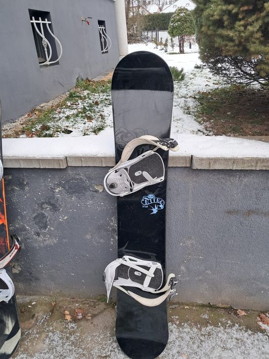 Snowboard NITRO 152cm + WIĄZANIA