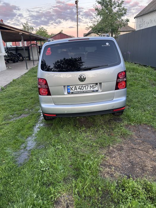 Продам VW TOURAN  1.4 tsi