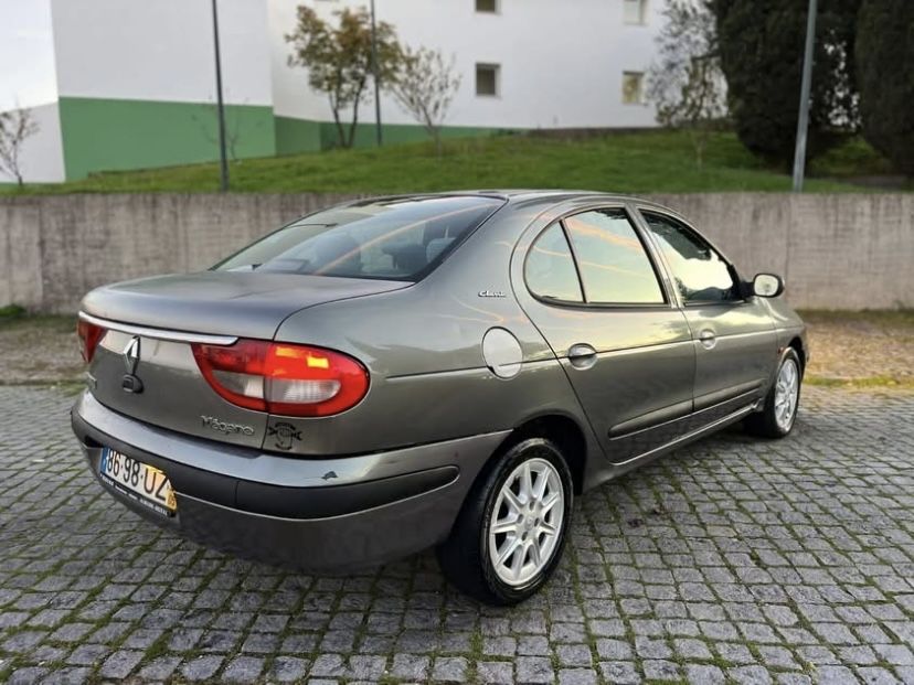 Renault megane 2003