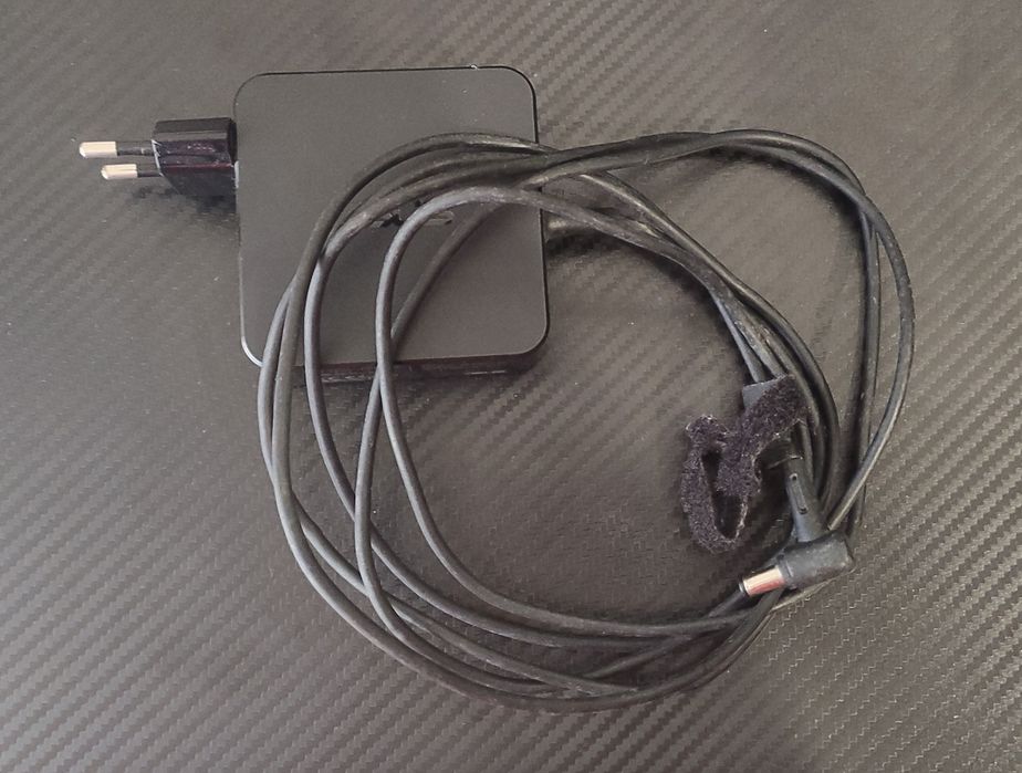 Carregador Original ASUS 65W – PA-1650-93 – 19V 3,42A
