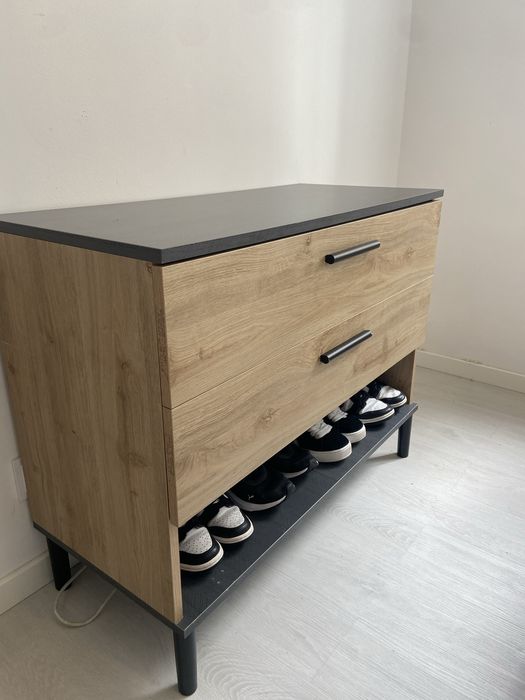 Mesas de cabeceira + cômoda Negociável