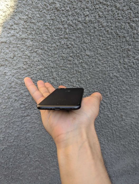iPhone 7 Neverlock батарея 100%, всі функції працюють