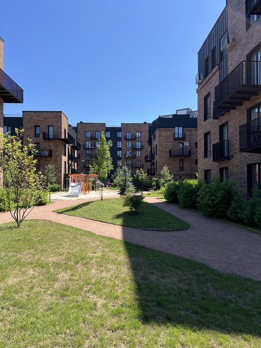 Вишукана та авторська 3-кімнатна квартира в центрі міста