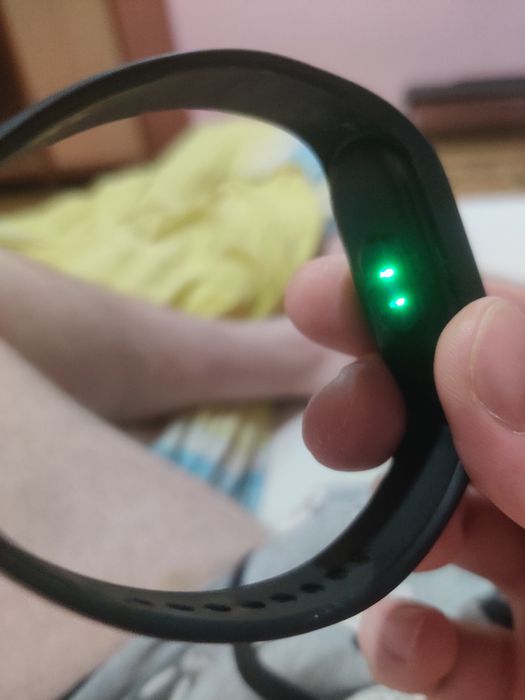 Xiaomi Mi Smart Band 3
Має подряпини н
