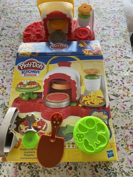 Play-Doh kitchen Creations