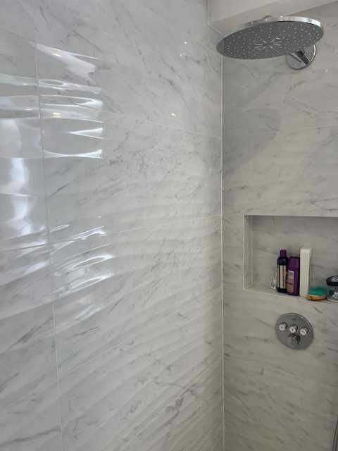 Grés Porcelânico - LOVE Carrara Shape Deluxe