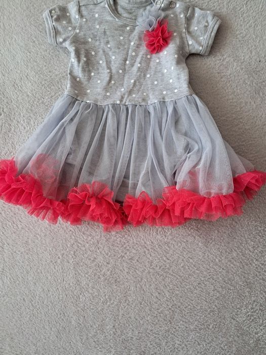 Prześliczna sukienka body tiul 68 Bambarillo krótki rękaw