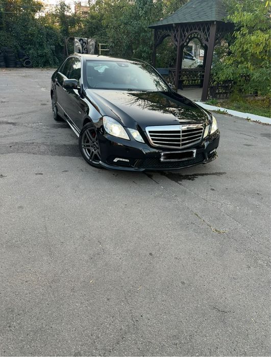 Mercedes-Benz e350 правый руль