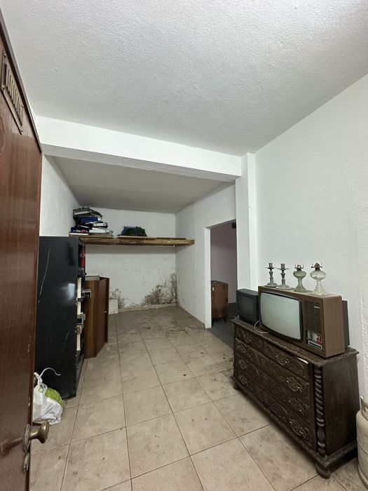 Espaço comercial em Caneças e Ramada | 120 m² | Potencial T2+