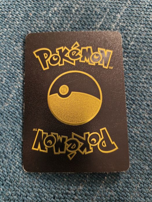 Carta Pokémon impecável