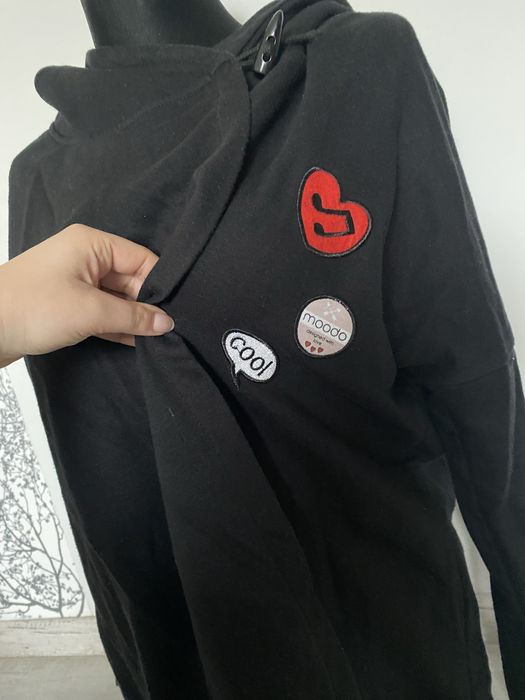 Sweter z kapturem moodo