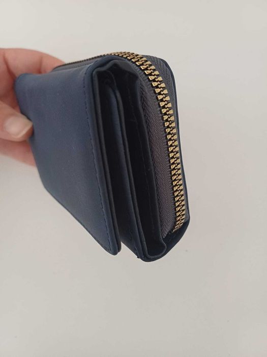 Carteira Azul Elegante - Compacta e Funcional NOVA