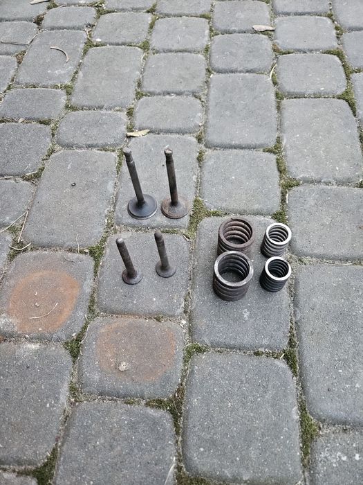 Sprężyny zaworowe junak m10