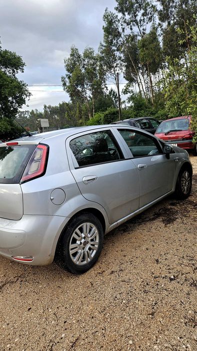 Carro Fiat Punto 2015