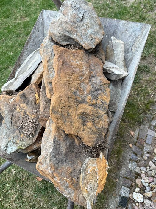 Piaskowiec z demontażu