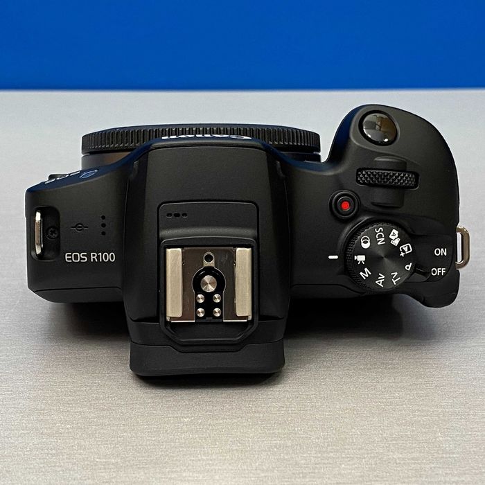 Canon EOS R100 (Corpo) - 24.1MP