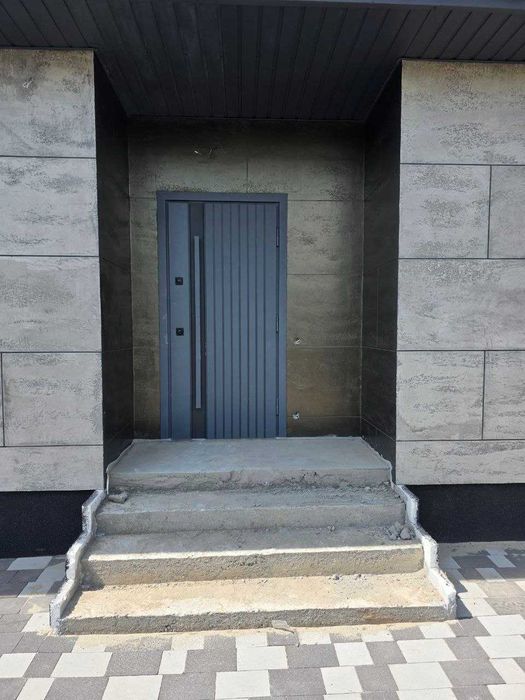 Без% Продаж! Сучасний 1 - поверх будинок у с. Путрівка. 120м.кв, 6 соток. Ремонт! Меблі! Техніка!Затишна оселя біля лісу!