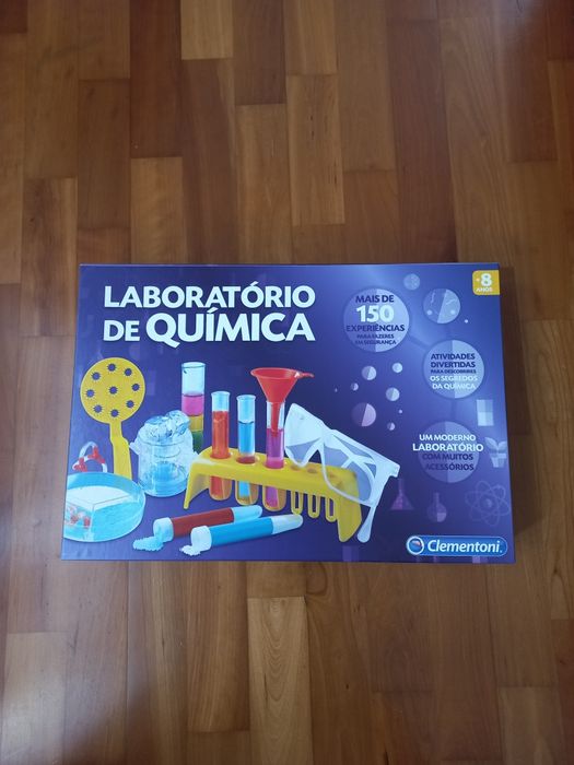 Jogo Clementoni Laboratório de Quimica