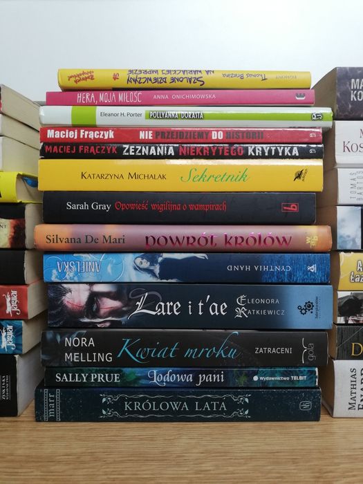 Książki młodzieżowe, fantasy, różne gatunki NOWE/Stan bardzo dobry
