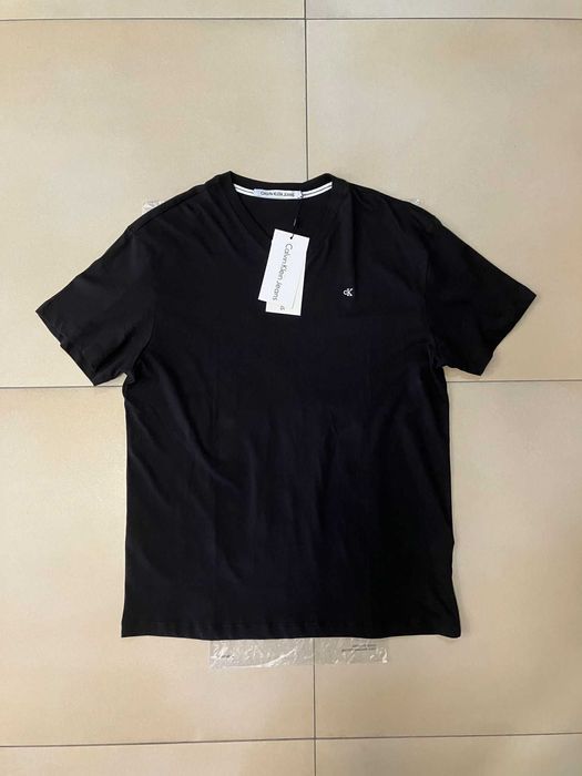 T-shirt Calvin Klein roz.L