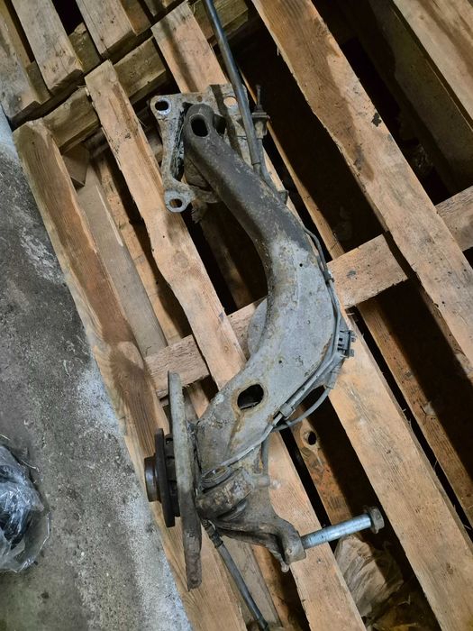 Wahacz zwrotnica tył prawa audi s3 8l