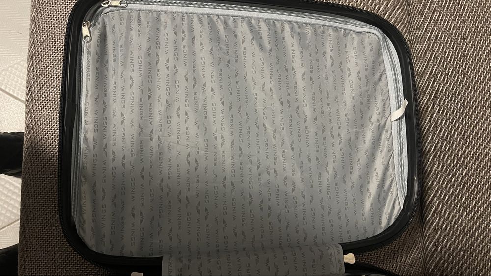 Чемодан    Wings