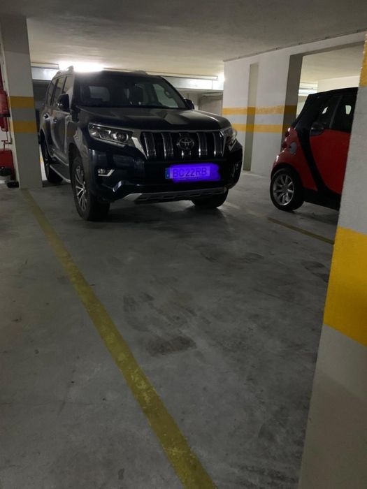 2 lugares de garagem