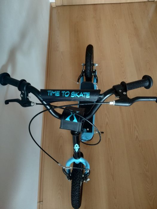 Hulajnoga dziecięca na pompowanych kolach