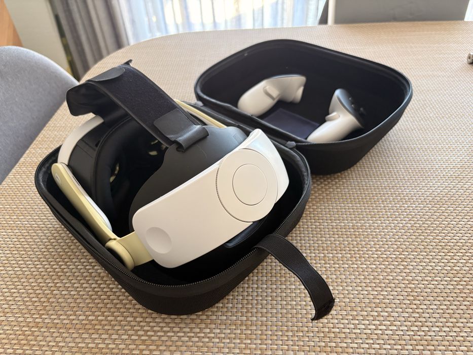 Oculos META quest 3 - 128gb + head strap + box