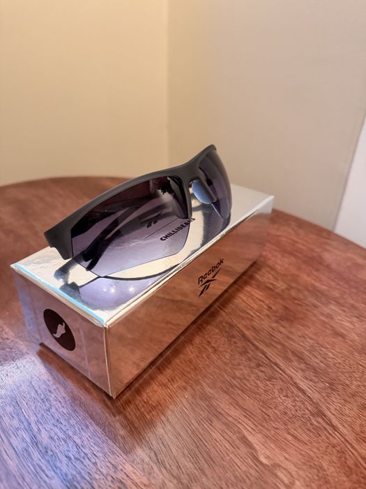 Oculos novo chilli beans / reebok