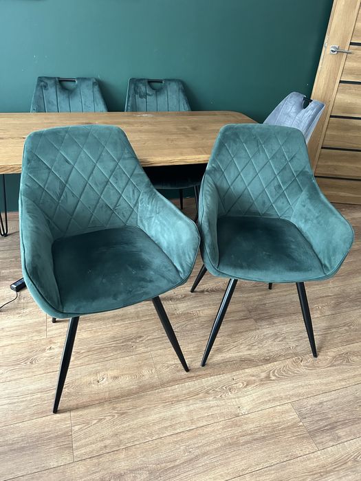 Welurowe tapicerowane krzesło do jadalni kuchni salonu obrotowe SIGNAL