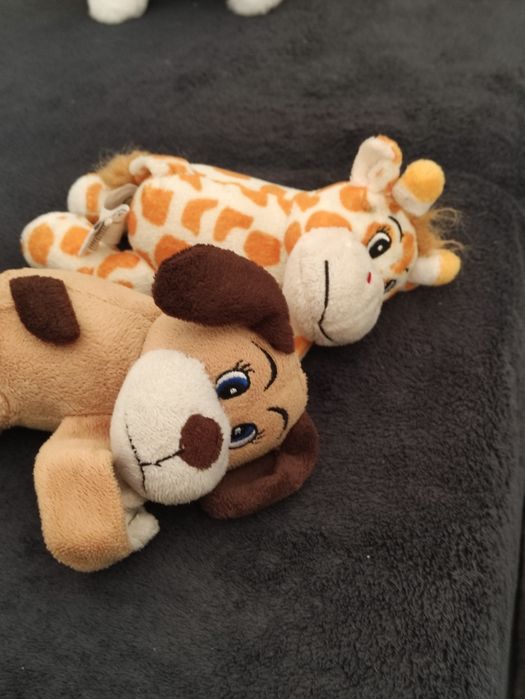 2Peluches de agarrar mantinha