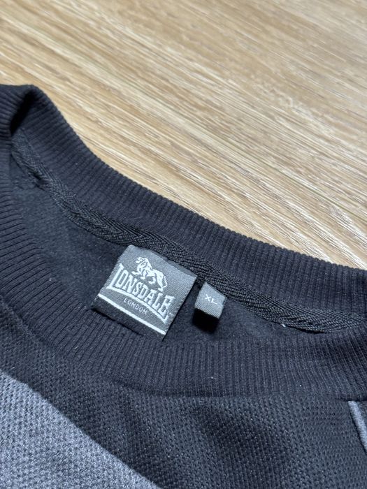 Vintage sweatshirt Lonsdale London