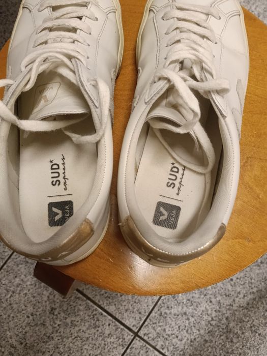 Sapatilhas/ tenis VEJA, brancas, nº 40