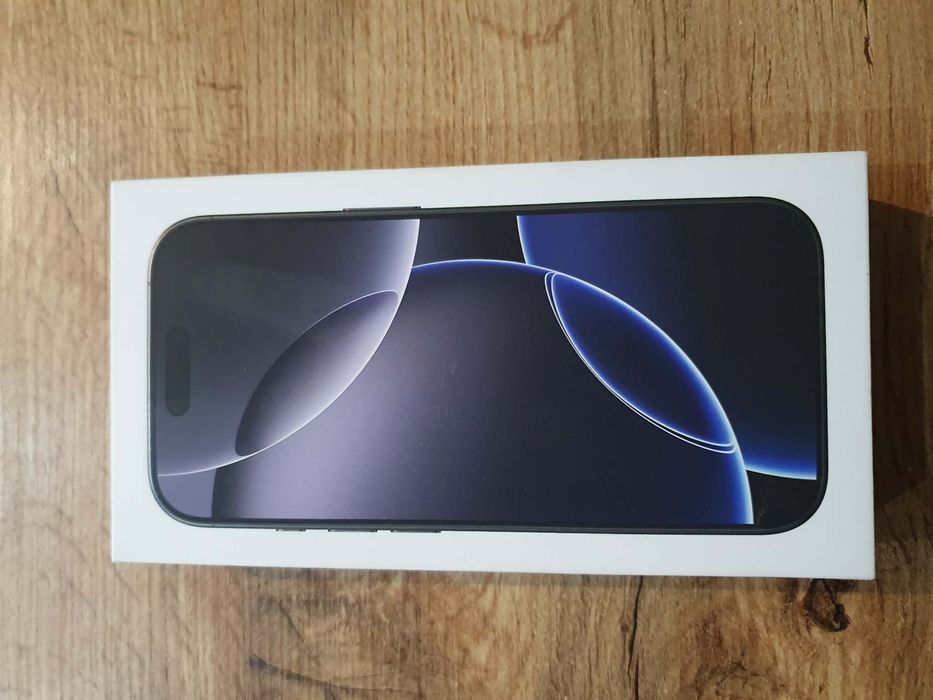Iphone 16 Pro 256 GB Black idelany pudelko
