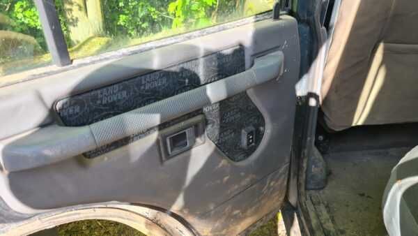 Land Rover Discovery 300 TDI Peças Usadas interior Cinza