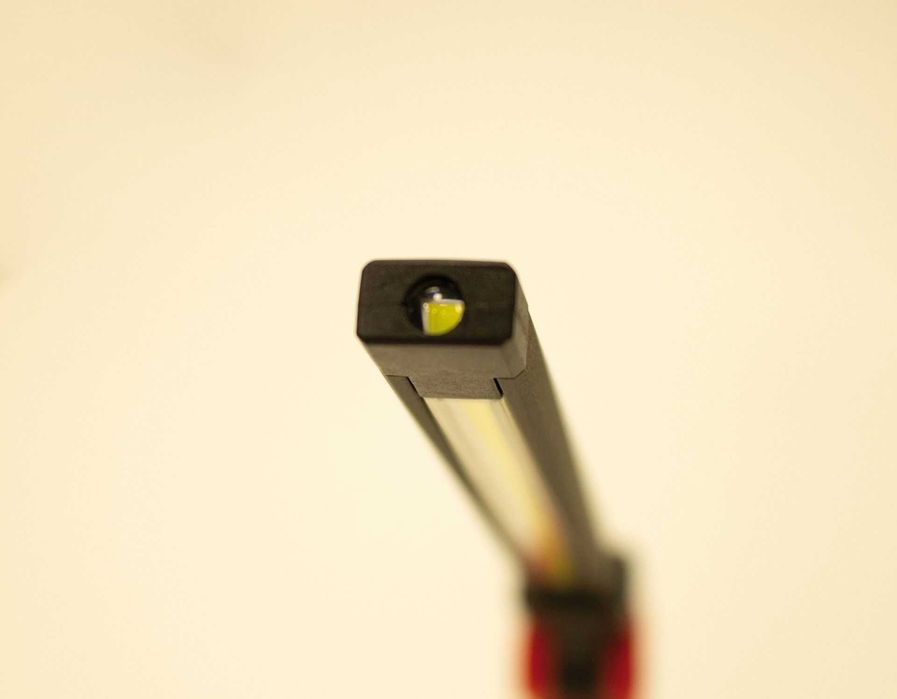 GAMBIARRA SLIM 3-LED ARTICULADA E RECARREGÁVEL   K1089